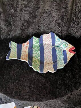 Whimsy Eyelash Fish Lg Plate by Jan Pugh of Packer Creek Pottery, received 1995